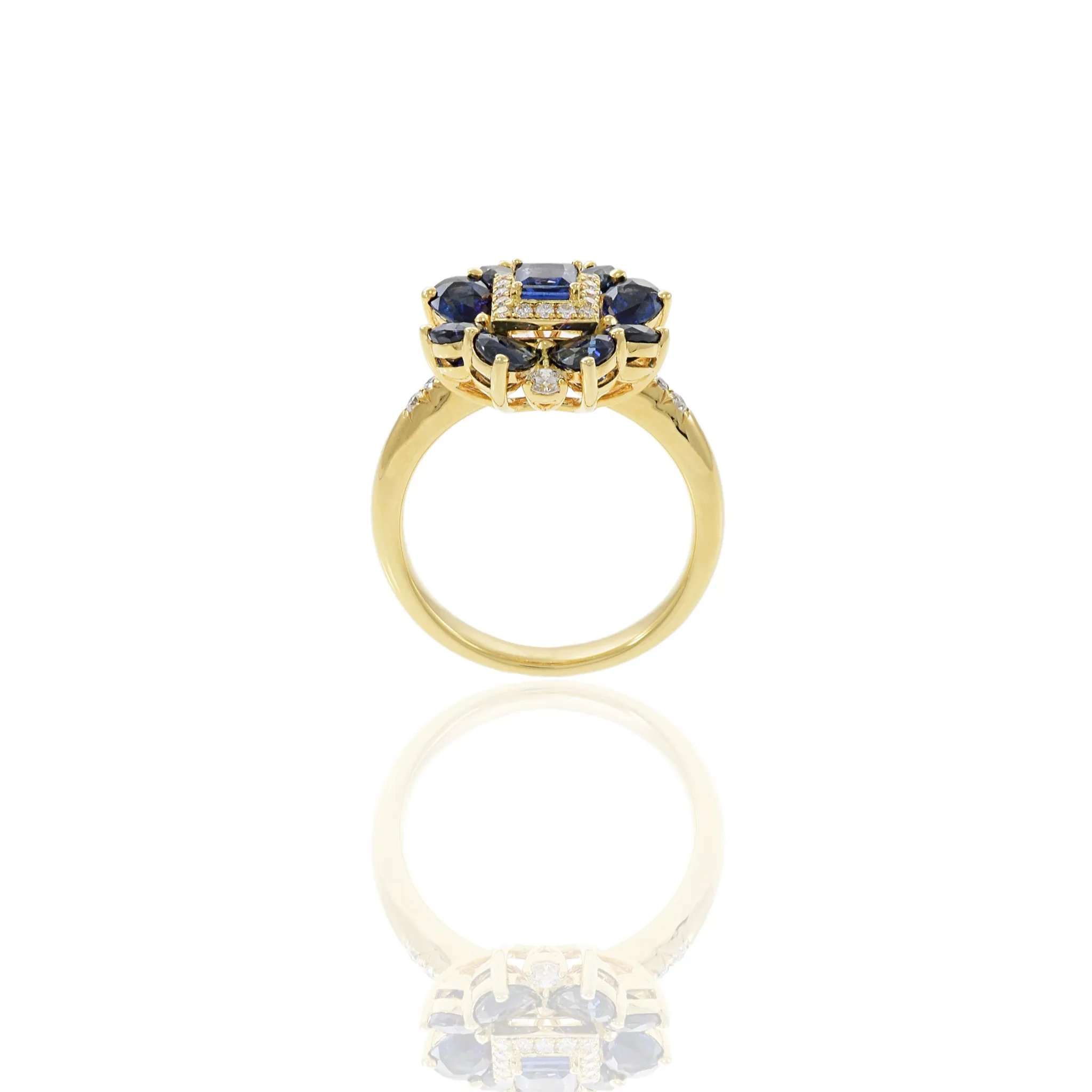 14KT Yellow Gold Blue Sapphire And Diamond Flower Ring