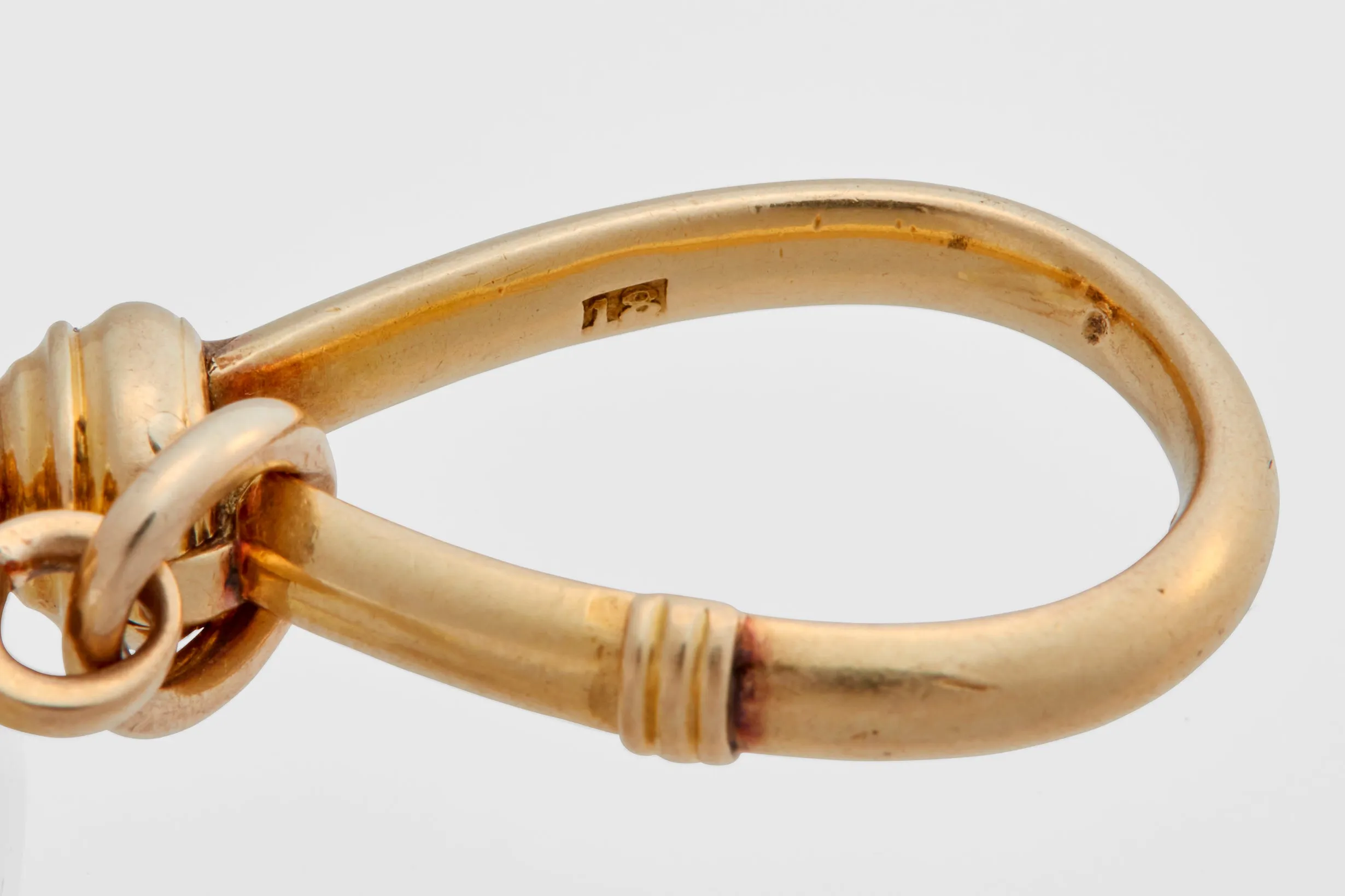 18k Bracelet with T-Bar