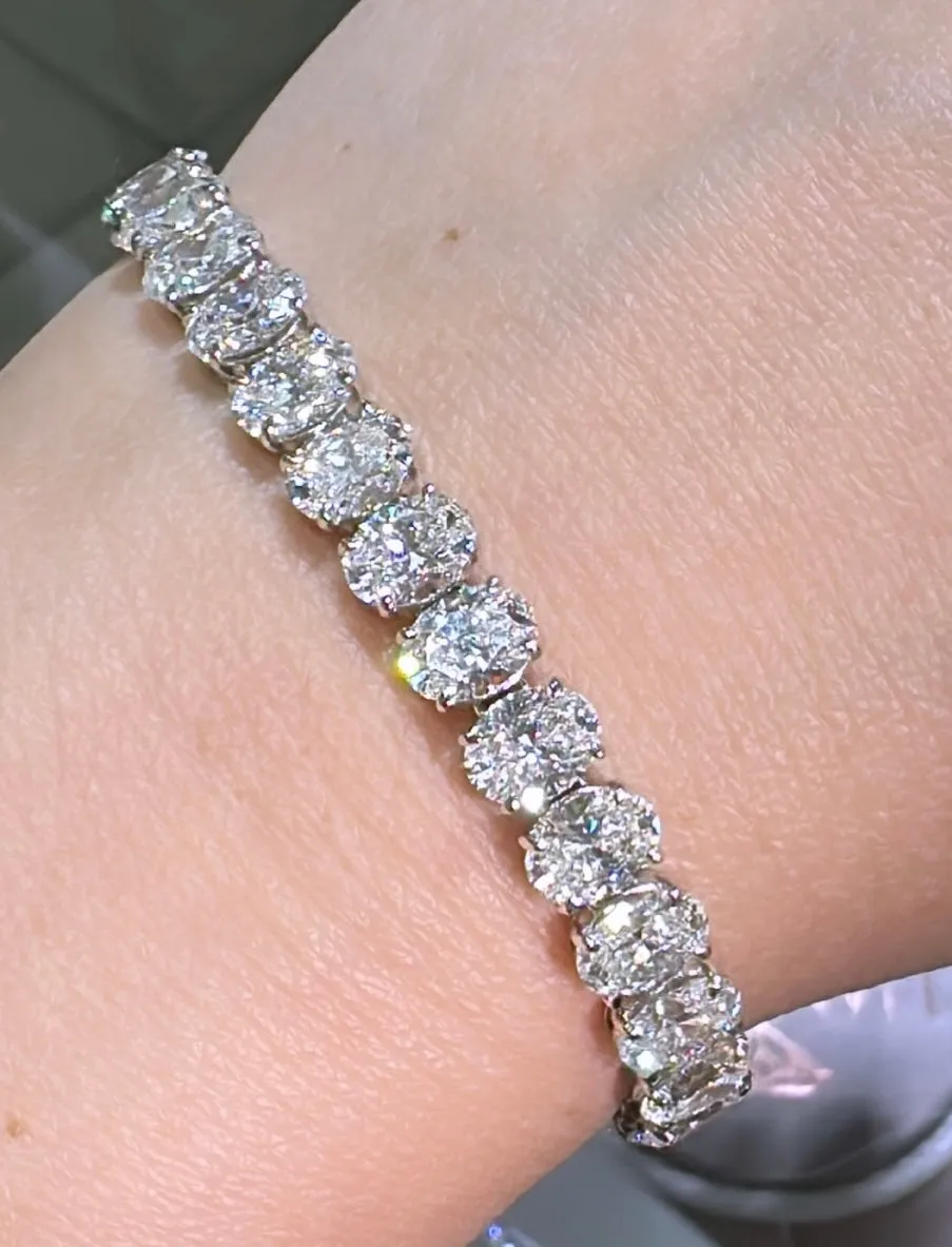 23.19ct tw All GIA Certified 33 Oval Cut Riviera Tennis Bracelet Crafted Luxurious Platinum