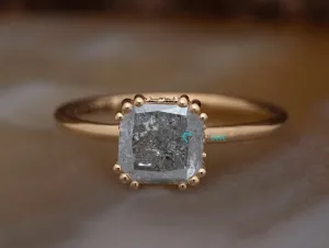 5.78 ct Salt and Pepper diamond alternative engagement ring - 14k 18K Yellow Gold