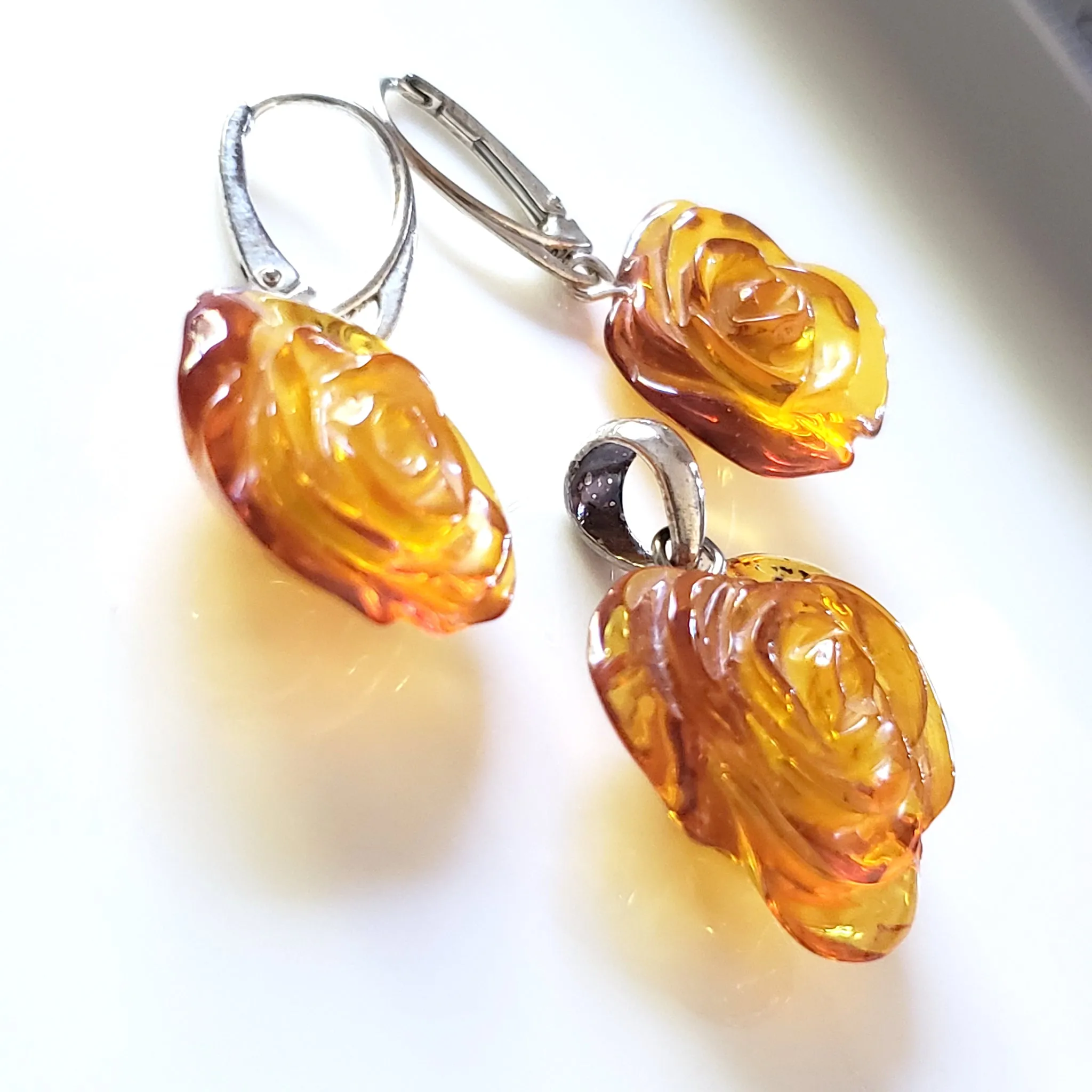 Amber Rose Jewelry Set