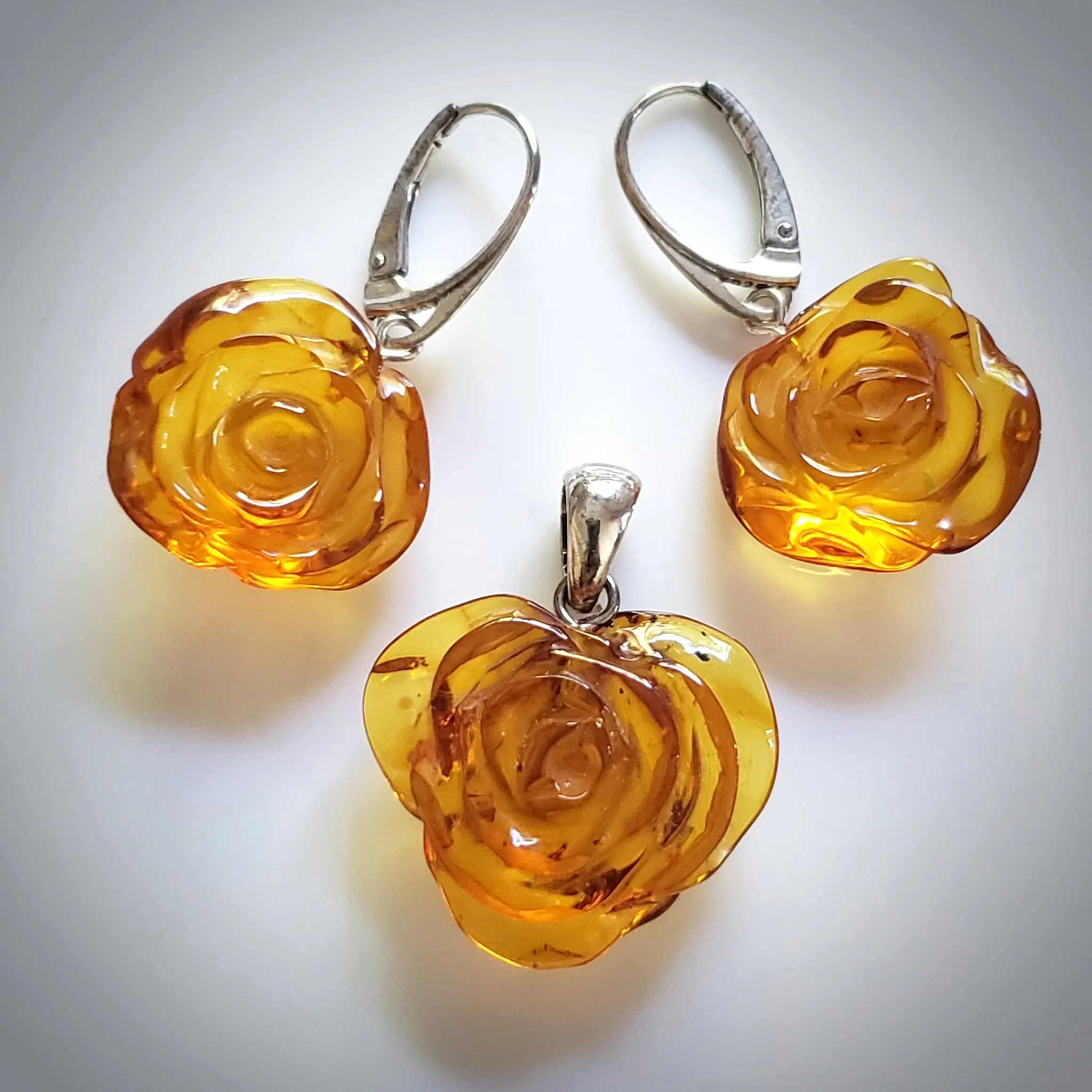 Amber Rose Jewelry Set