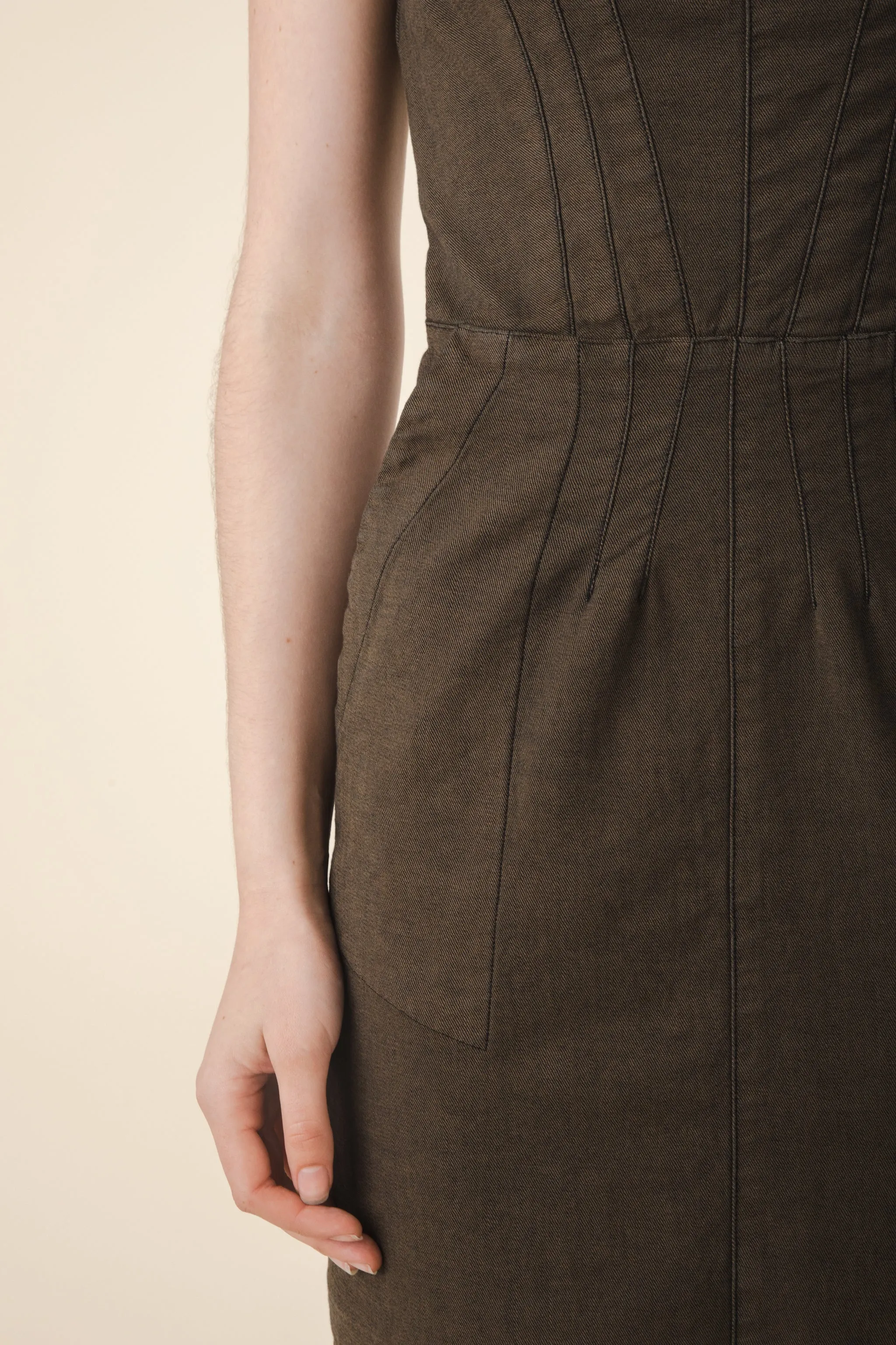 Bourbon Street Dress in Umber