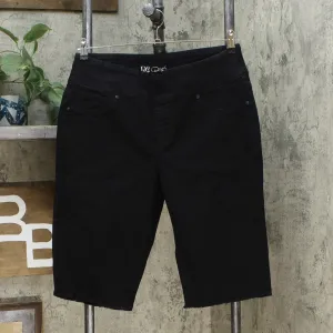 DG2 by Diane Gilman Women's Classic Stretch Pull On Bermuda Shorts Black Large