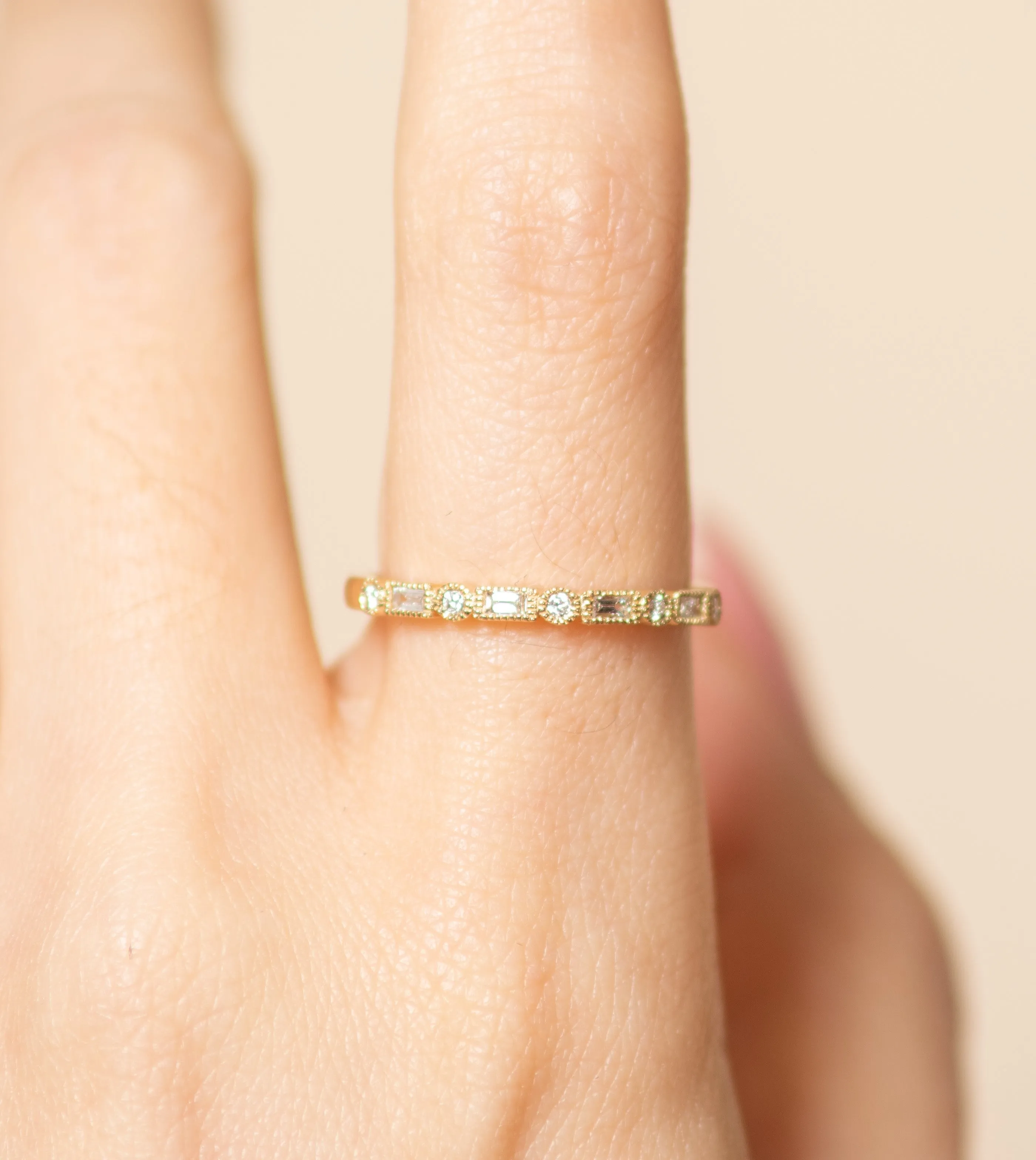 Diamond Baguette & Round Bezel Band