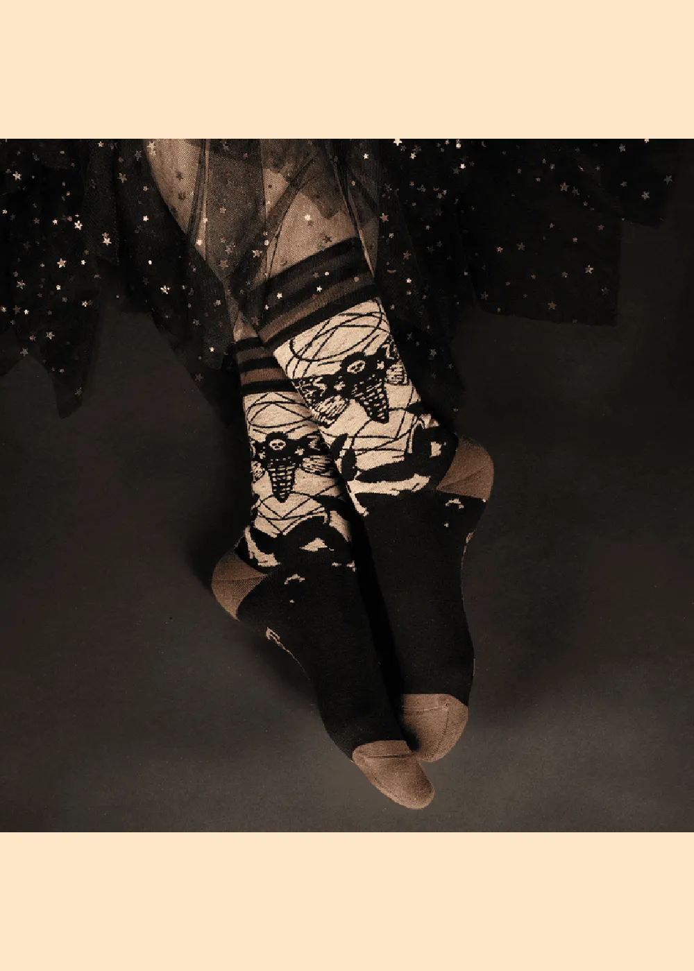 FootClothes Death's Head Hawkmoth Sokken Zwart