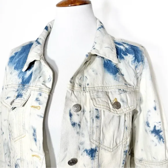 Free People Tie Dye Bleach Washed Buttondown Long Sleeve Denim Jean Jacket M