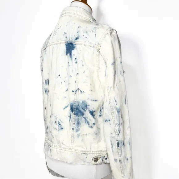 Free People Tie Dye Bleach Washed Buttondown Long Sleeve Denim Jean Jacket M