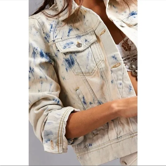 Free People Tie Dye Bleach Washed Buttondown Long Sleeve Denim Jean Jacket M