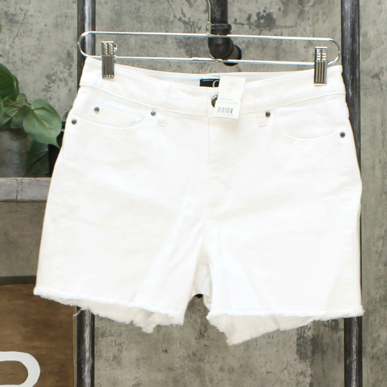 G by Giuliana Women's Downtown Denim Girlfriend Shorts