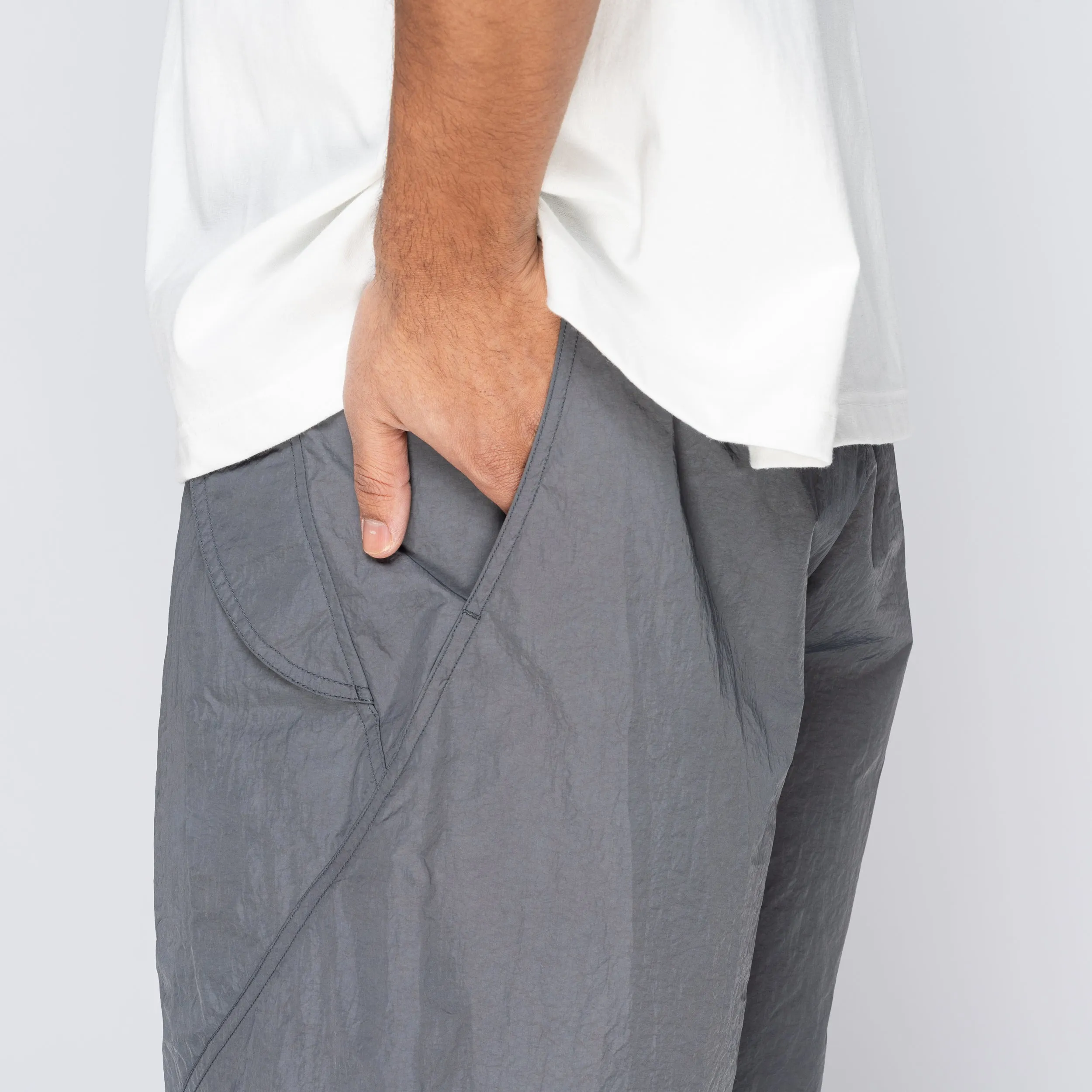 Helicoid Shorts Zinc Grey GZ75154
