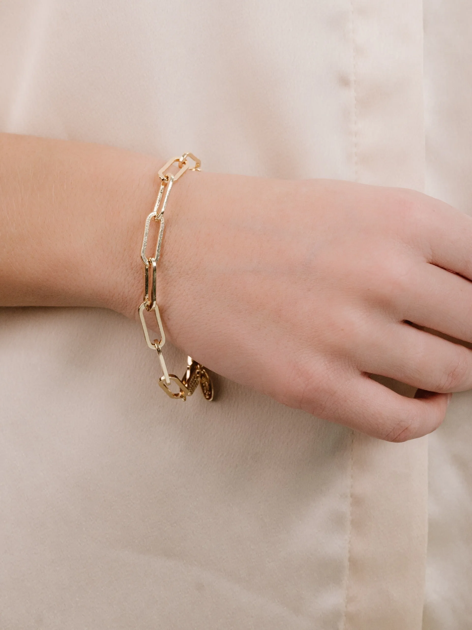 Interlinked Chain Bracelet