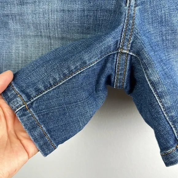 Joe’s Jeans Marylee 5” Inseam Distessed Jean Shorts Size 27 Cotton Stretch Denim
