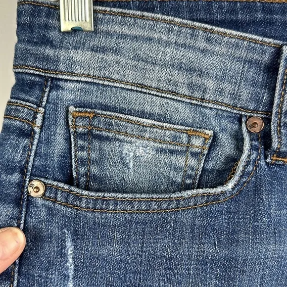 Joe’s Jeans Marylee 5” Inseam Distessed Jean Shorts Size 27 Cotton Stretch Denim
