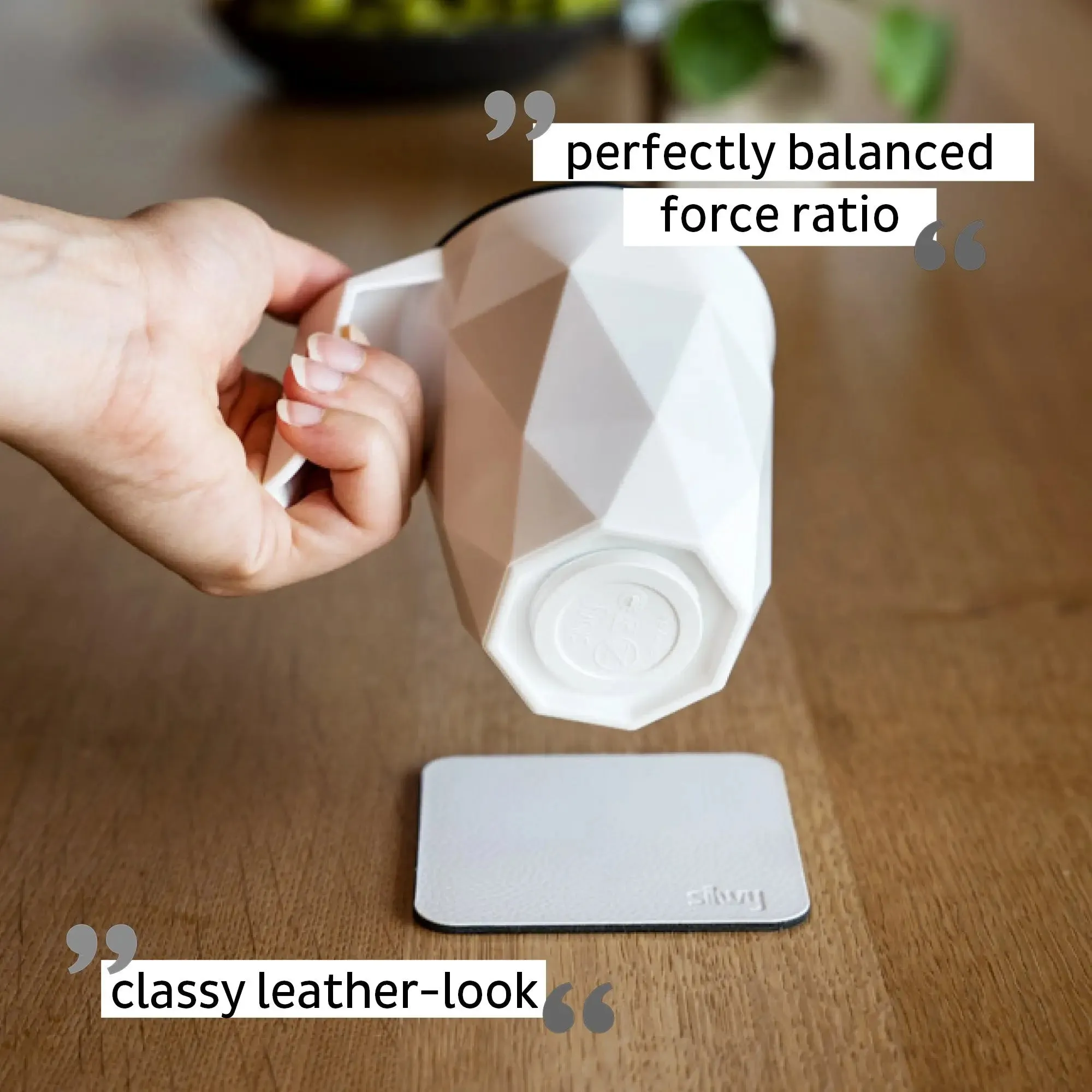 Magnetic TO GO Handle Cup WHITE by Silwy