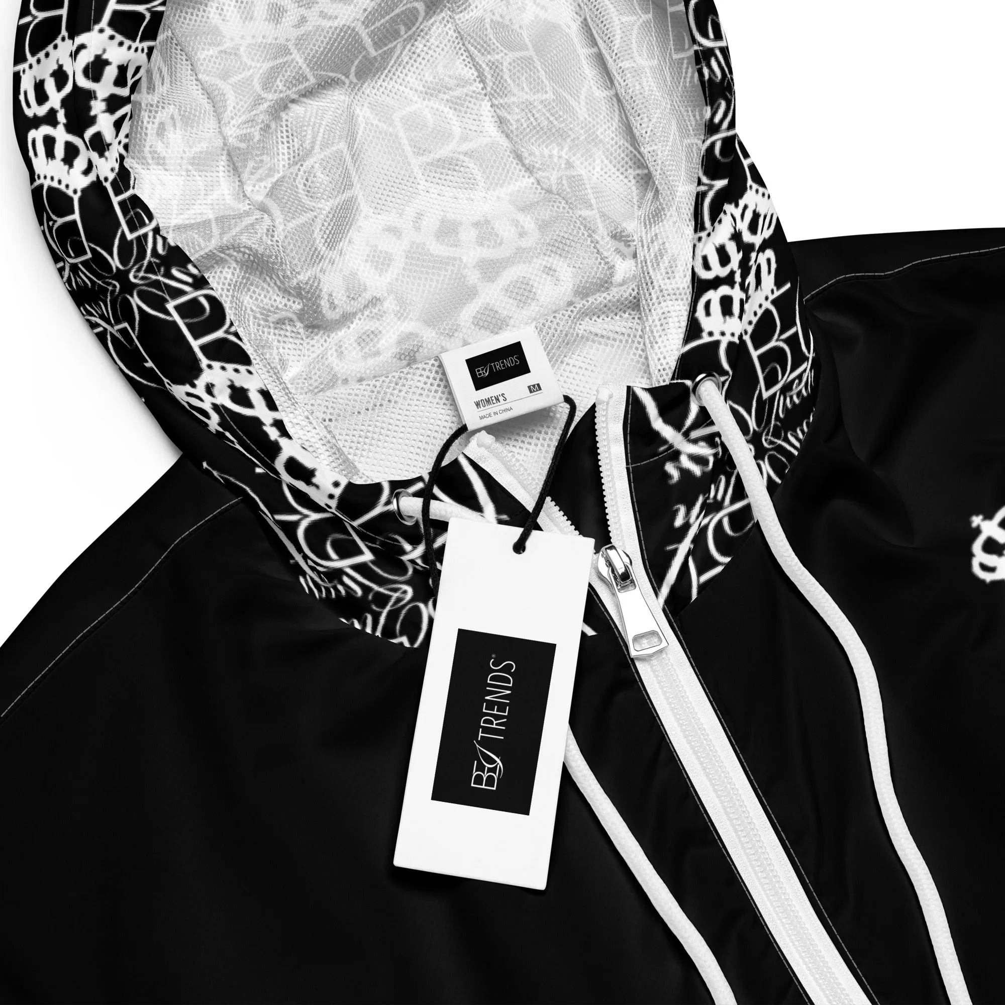 *NEW* "BE INNOVATIVE" QUEEN#1 Cropped Windbreaker_BL