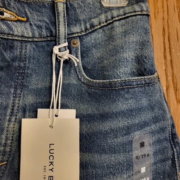 NWT Lucky Brand Drew Mom High Rise Taper Jeans Size 8/29