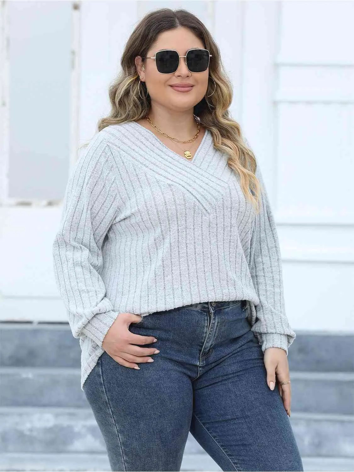 Plus Size Ribbed V-Neck Long Sleeve Top (4 Colors)