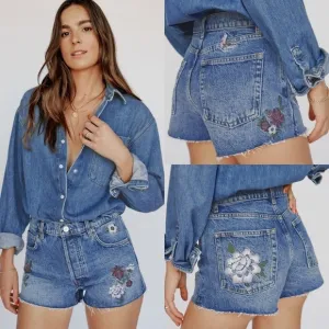 Reformation Floral Fauna Embroidery Charlie High Rise Jean Shorts Size 25 NWOT