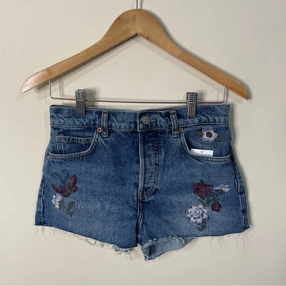 Reformation Floral Fauna Embroidery Charlie High Rise Jean Shorts Size 25 NWOT