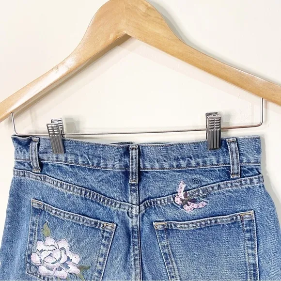 Reformation Floral Fauna Embroidery Charlie High Rise Jean Shorts Size 25 NWOT