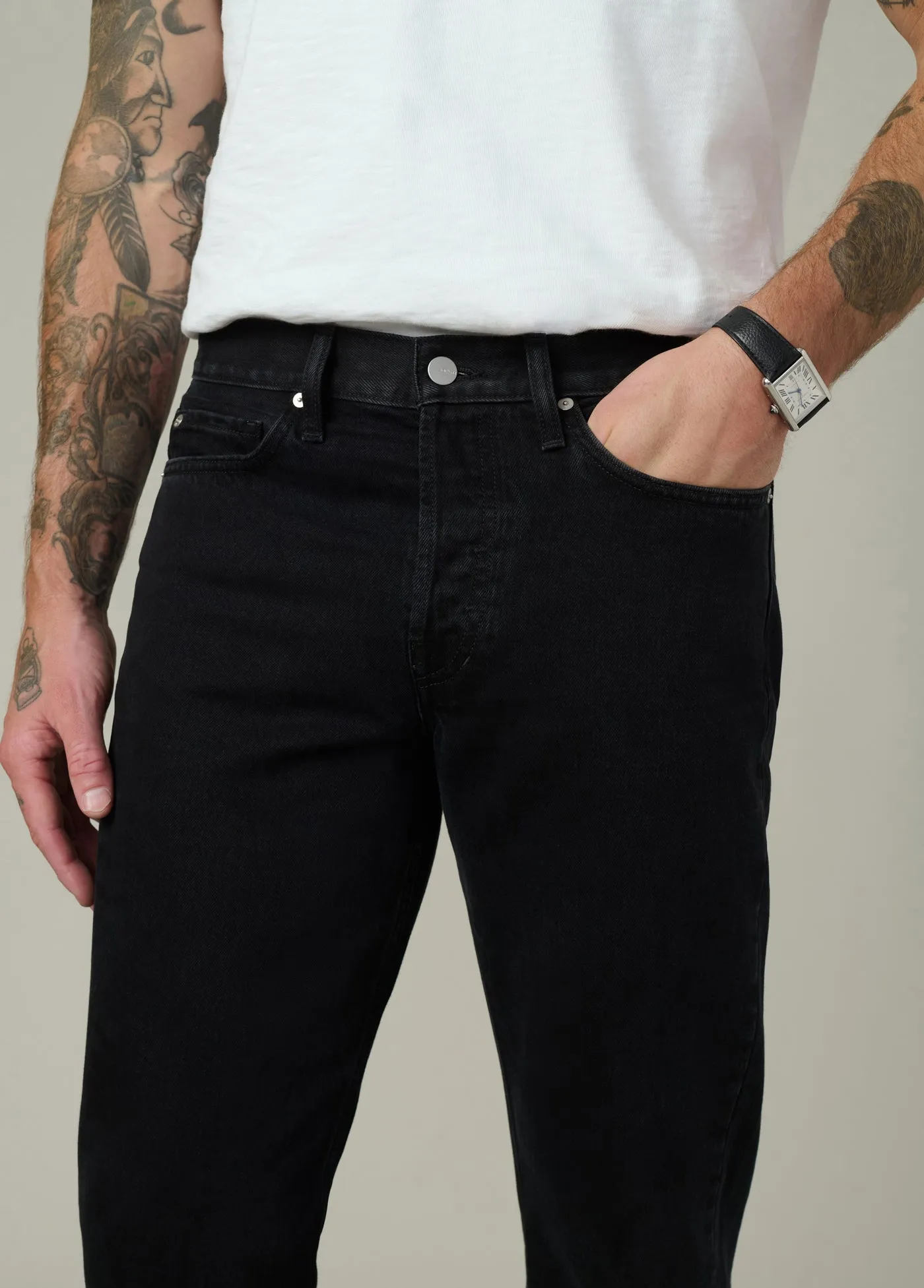THE SLIM STRAIGHT 32