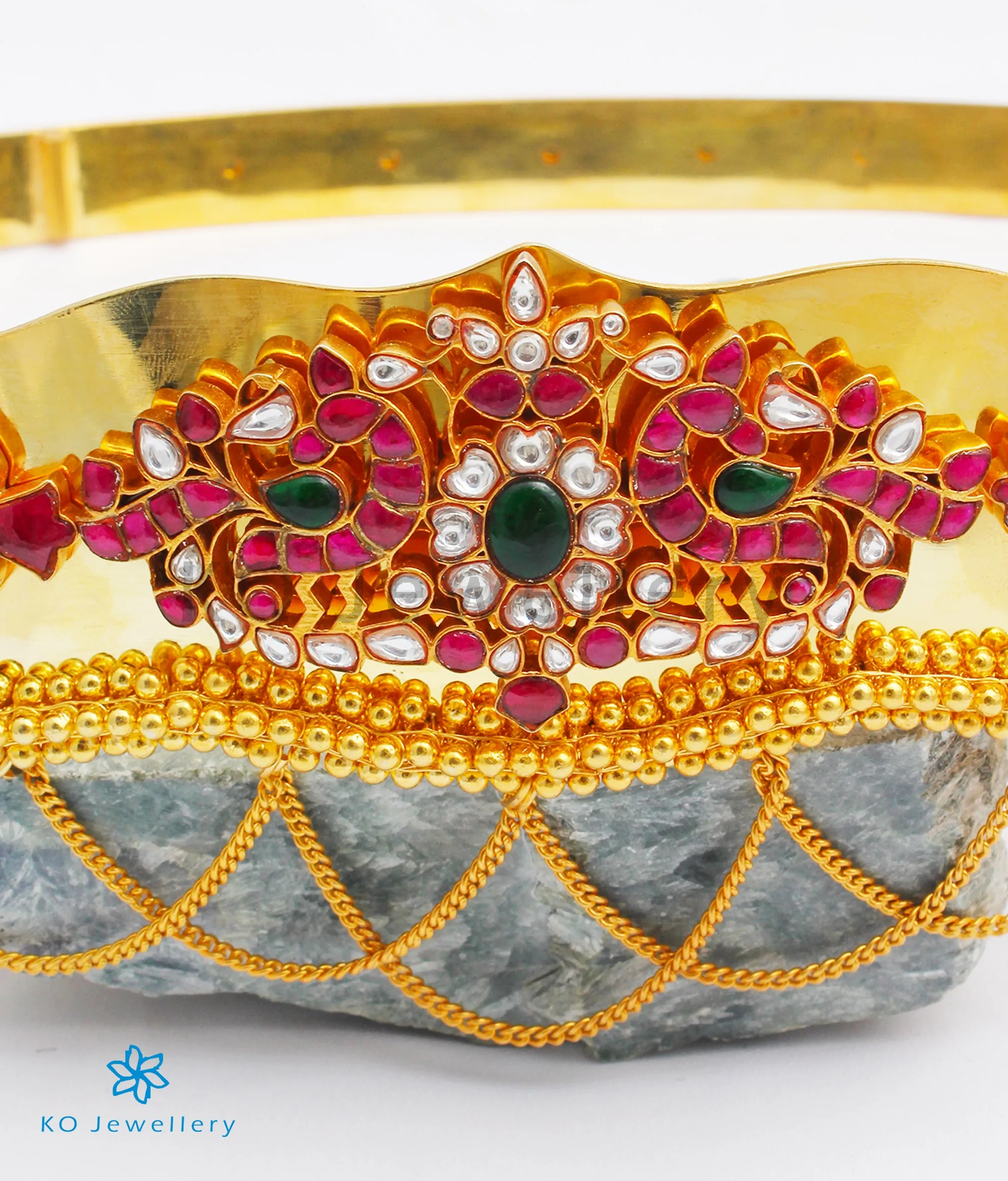 The Svarna Silver Jadau Oddiyanam Waist belt