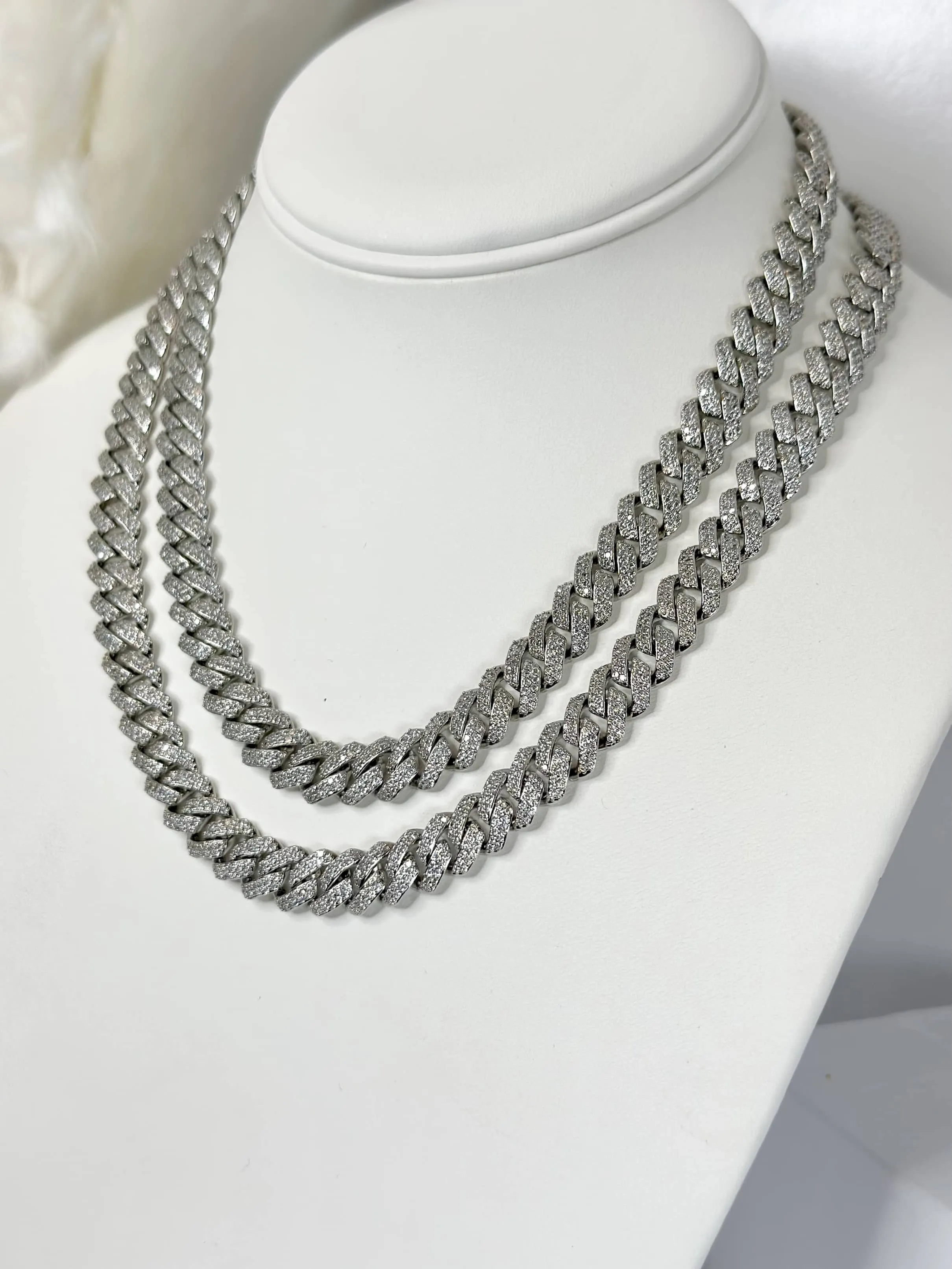TIMELESS CUBAN LINK CHAIN