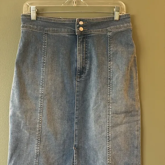We the Free Free People Maddie Denim Midi Skirt Blue Front Slit Boho Sz 30